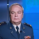 Генерал запропонував закрити виїзд молоді та відправляти її на оборонні заводи