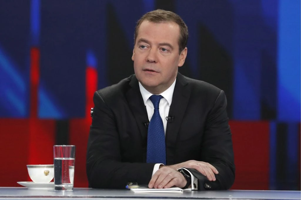Вірменія зібралася до ЄС: Медведєв одразу пригрозив наслідками
