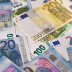 Купувати валюту зараз чи почекати: банкір дав прогноз на вересень