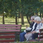 Пенсіонерам від 70 років автоматично доплачують до 570 грн: хто отримає надбавку