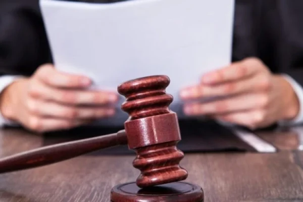 Суд у Львові визнав протиправною відмову звільнити сержанта